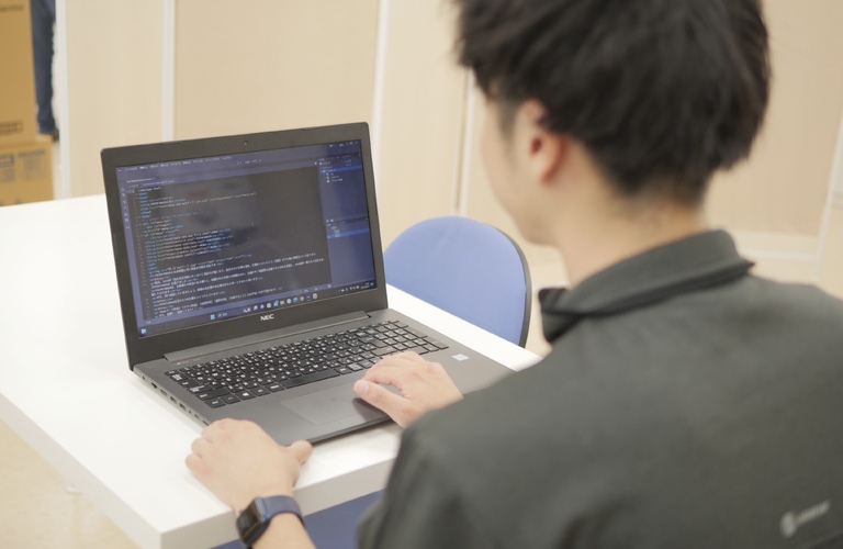 プログラミングを含むパソコン作業 | 名古屋市で就労継続支援B型なら就労継続支援B型事業所 ちゃれんじど